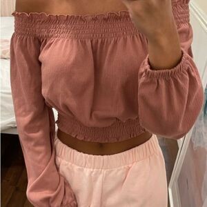 h&m off the shoulder long sleeve crop top